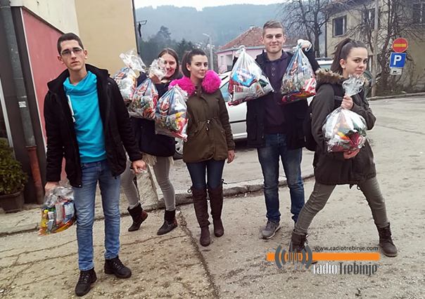 У акцији „Један слаткиш – једно дијете“ прикупљено 1.360 пакетића