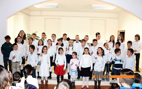 Акција се наставља: Ученици Музичке школе свирали за Софију Радовановић