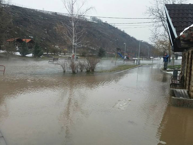 U Srpskoj nema opasnosti od poplava, u Srbiji rastu vodostaji