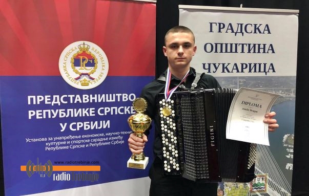 Драган Јелачић први на Београдском фестивалу хармонике