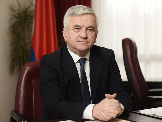 Чубриловић: Ставови представника Српске у Сарајеву супротни ставовима Српске