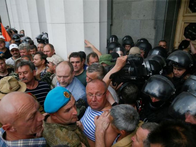 Крвави протести у Кијеву