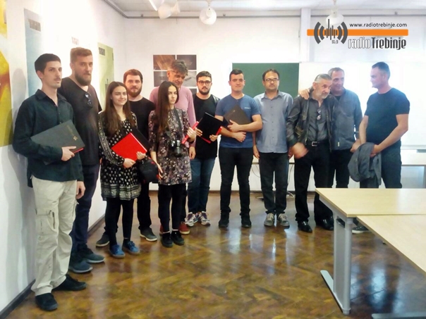 АЛУ Требиње:  Отворена годишња изложба и додијељене награде најбољим студентима