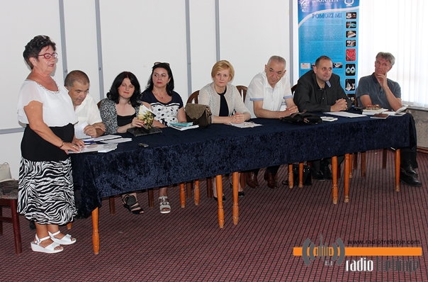 СОНАТА угостила особље и пацијенте Психијатријске болнице Соколац