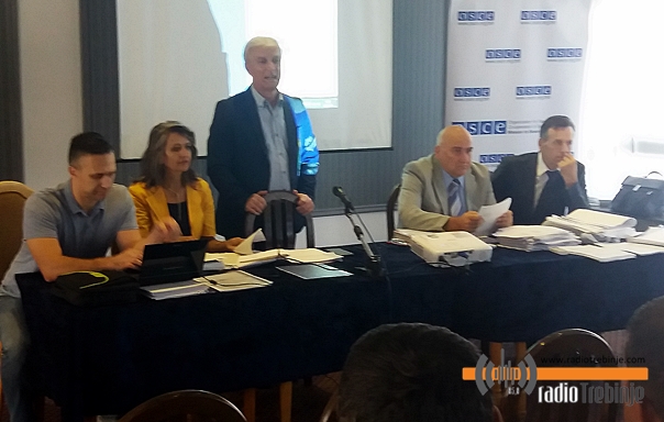 Чланови локалних изборних комисија упознати са новинама у изборној методологији