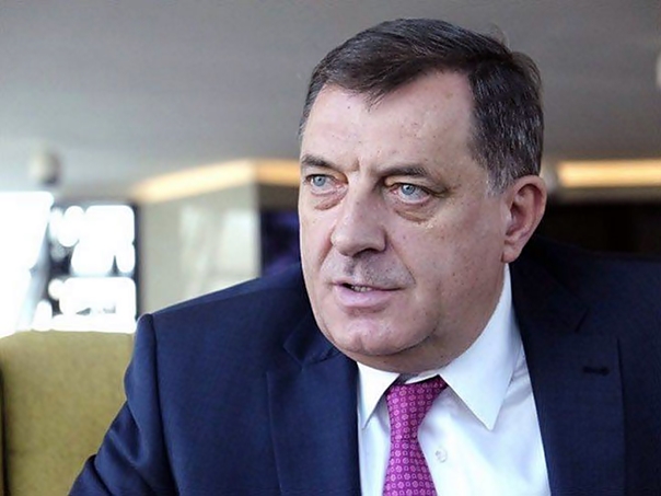 Додик: Нисам икебана и нећу да покривам лоша рјешења