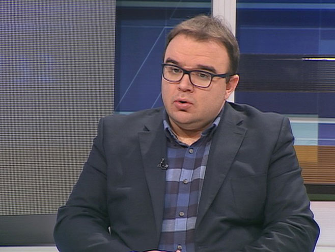 Бакир спреман да жртвује дејтонску БиХ да би испровоцирао удар из свијета на Српску