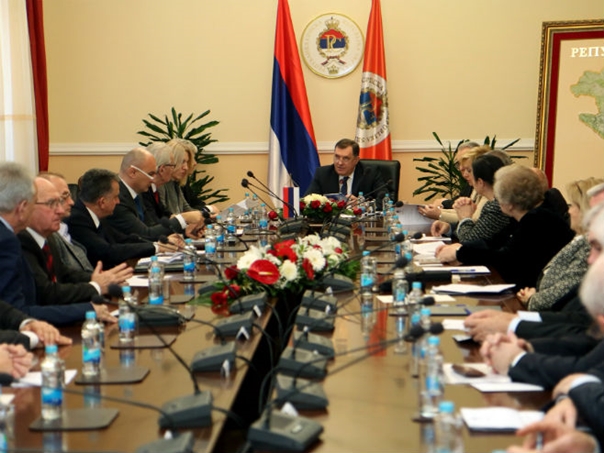 Цвијановићева предсједава сједницом Сената