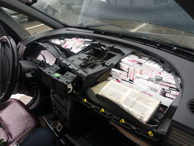 Ухапшен држављанин БиХ са 2.145 паклица цигарета