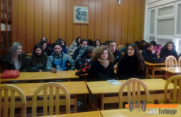У Требињу почела ЗИМСКА ШКОЛА ФИЗИКЕ (ФОТО)