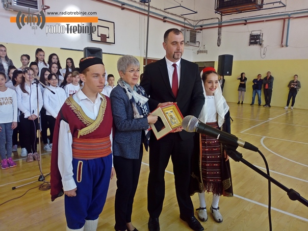 Основци у Горици  добили боље услове за наставу физичког