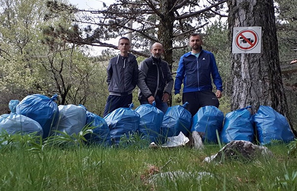Планинарско друштво ВУЧЈИ ЗУБ ЧУВА ЖИВОТНУ СРЕДИНУ
