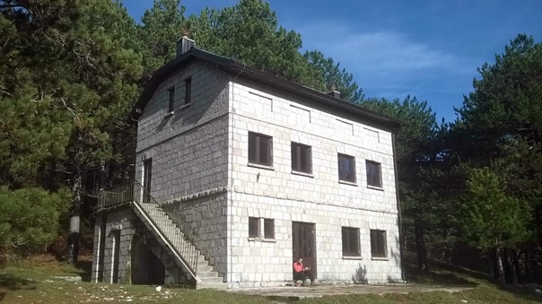 Опљачкан планинарски дом на Ублима