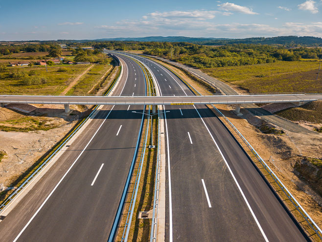 Trninić: Cilj 420 kilometara auto-puta u Srpskoj do 2030.