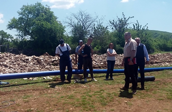 БИЛЕЋА: Почела изградња водовода у Баљцима