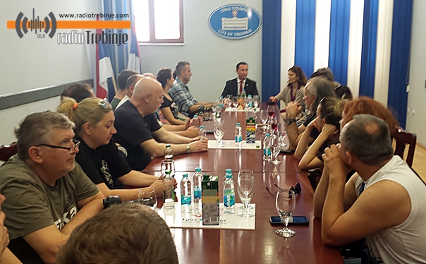 KOLO - divan primjer saradnje lokalne vlasti i umjetnika