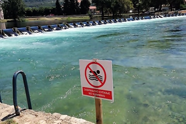 Из ХЕТ-а опет упозоравају: Због повећаног протока ЗАБРАЊЕНО КУПАЊЕ на ријеци!