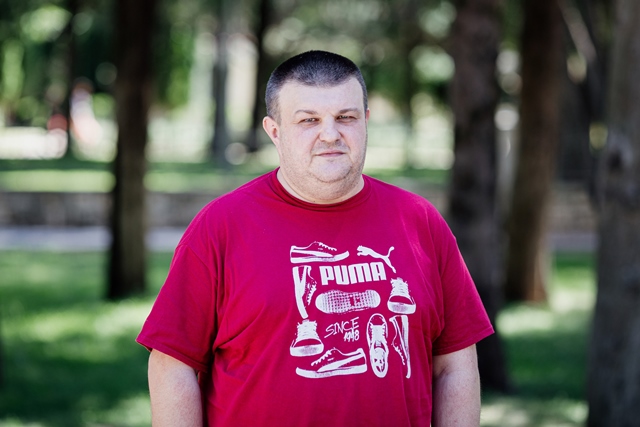 Упознавање: ДРАМА О НАДМУДРИВАЊУ МУШКАРЦА И ЖЕНЕ