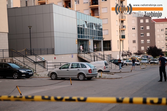 ТРАГЕДИЈА У ТРЕБИЊУ: Убио супругу, па покушао самоубиство