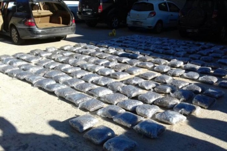 Црногорац покушао да прошверцује у Требиње 31 килограм марихуане