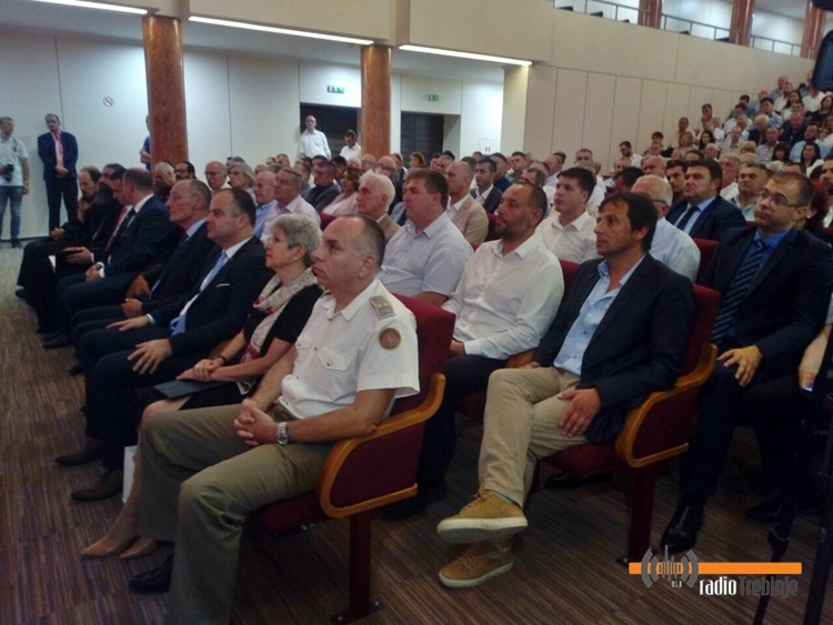 skupstina-2019.jpg (129 KB)