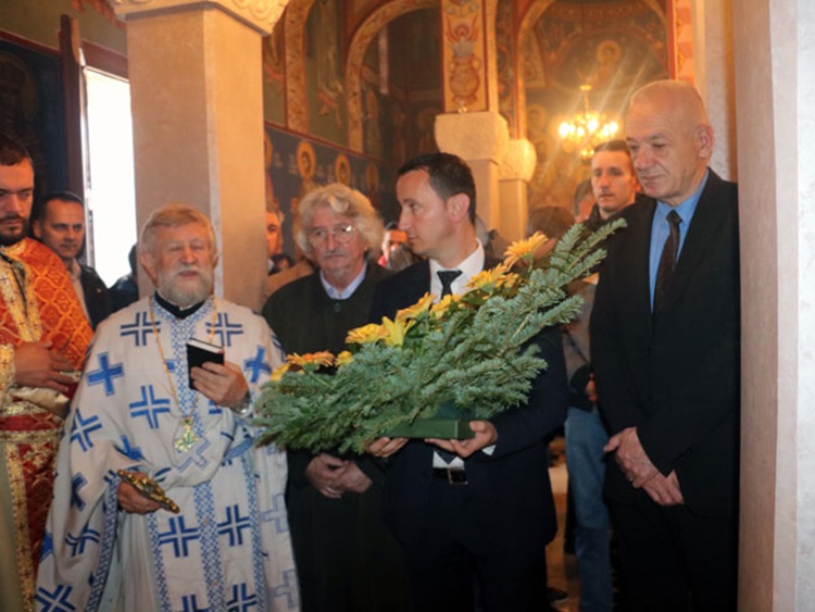 Služen pomen Jovanu Dučiću u Hercegovačkoj Gračanici