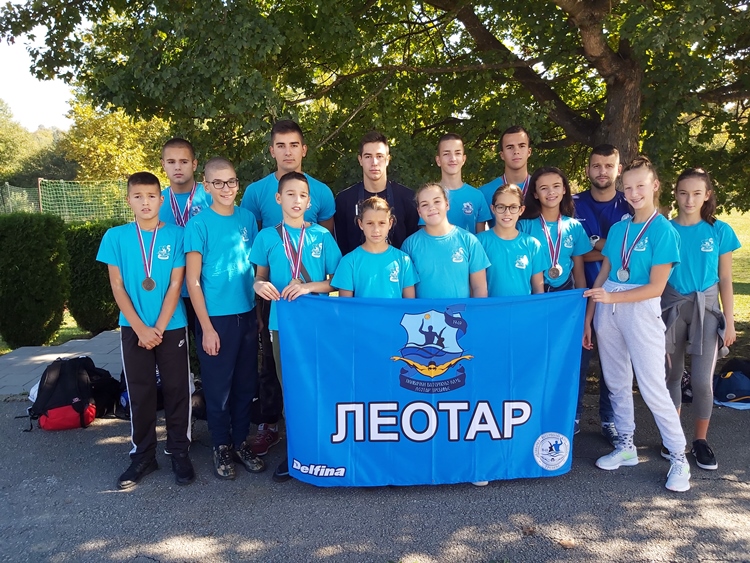 Пливачима Леотара четрнаест медаља у Ваљеву