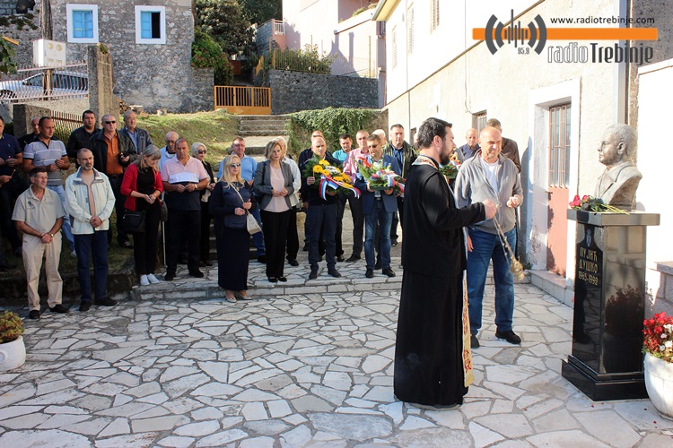 dusko-pujic.JPG (207 KB)