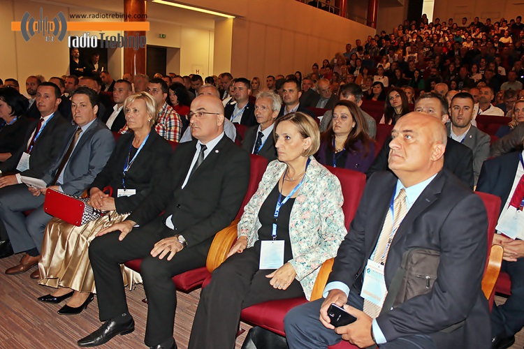 konferencija-klimatske-promjene.JPG (179 KB)