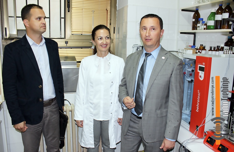 laboratorija-1.JPG (196 KB)