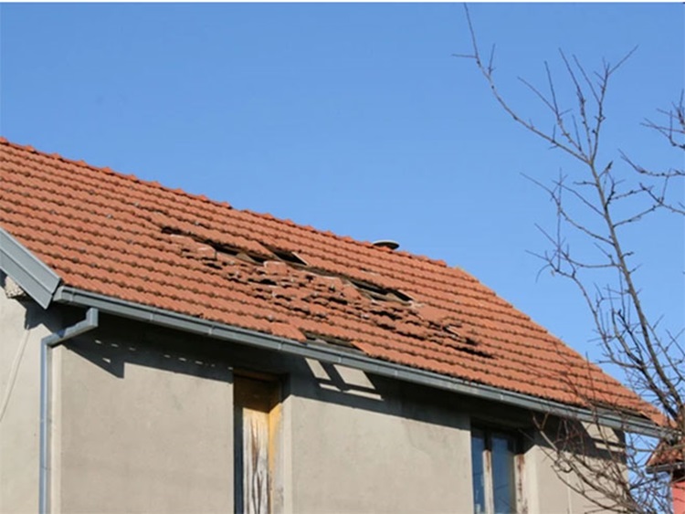 Невесињу 10.000 евра за санирање посљедица земљотреса