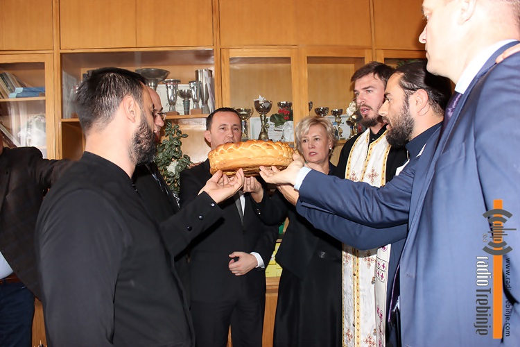bolnica-krsna-slava.JPG (130 KB)