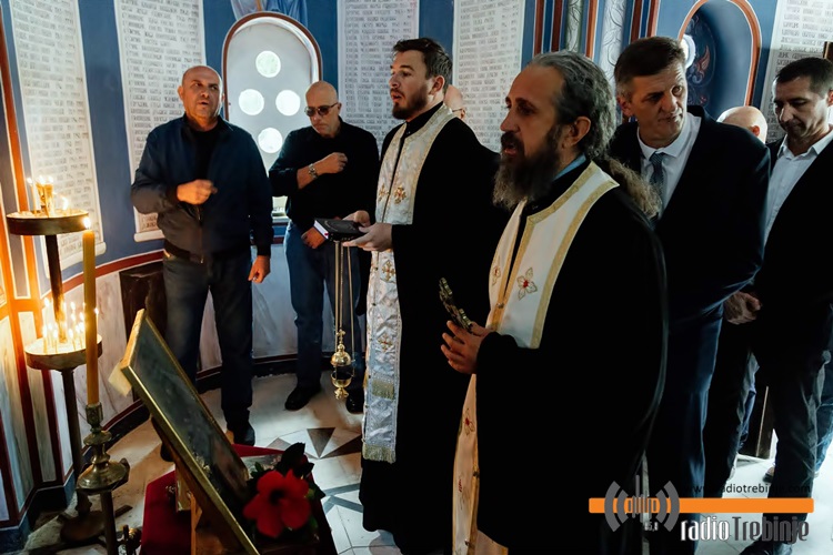 bors-krsna-slava-2.jpeg (132 KB)