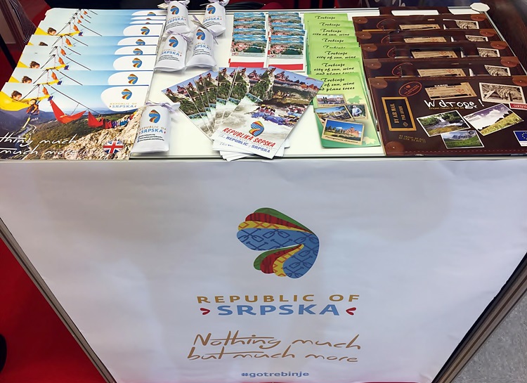 turisticka-varsava-2.jpg (149 KB)