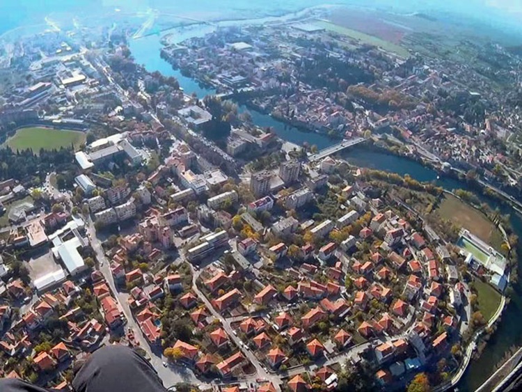 Позив црногорским властима да се уразуме