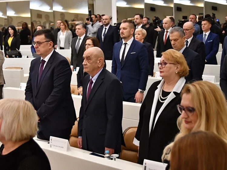 Потврђен нови сазив Савјета министара
