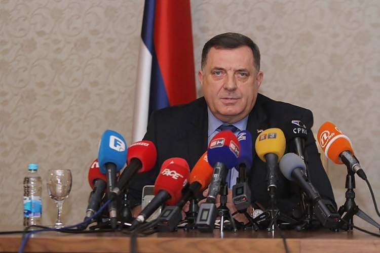 Додик о одлуци Уставног суда: Флагрантни 