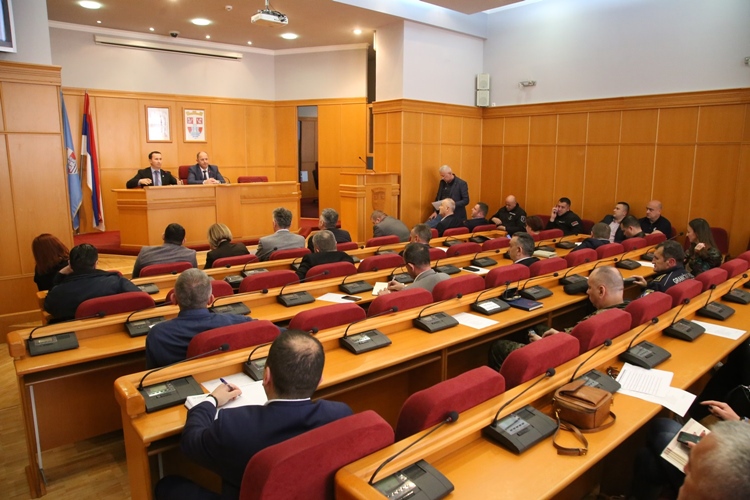 Херцеговина одлучна: ОРГАНИЗОВАНО И ОДГОВОРНО проводити мјере превенције