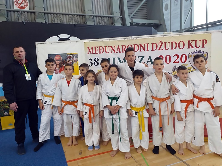 dzudisti-2.jpg (212 KB)