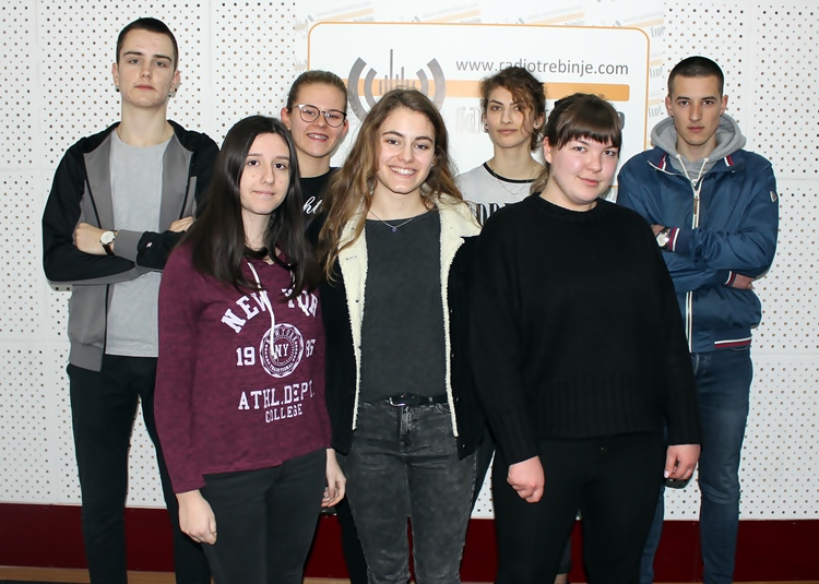 ШKОЛСKИ ЧАС са ученицима Центра средњих школа Требиње (АУДИО)