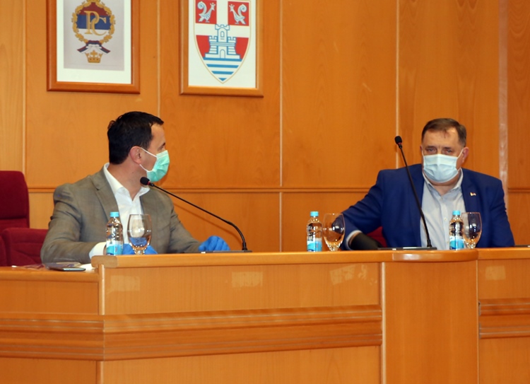 gradski-stab-dodik-2.jpg (127 KB)