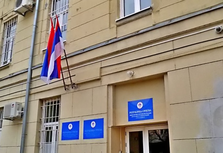 Представио се као радник Водовода па из стана украо 12.000 КМ