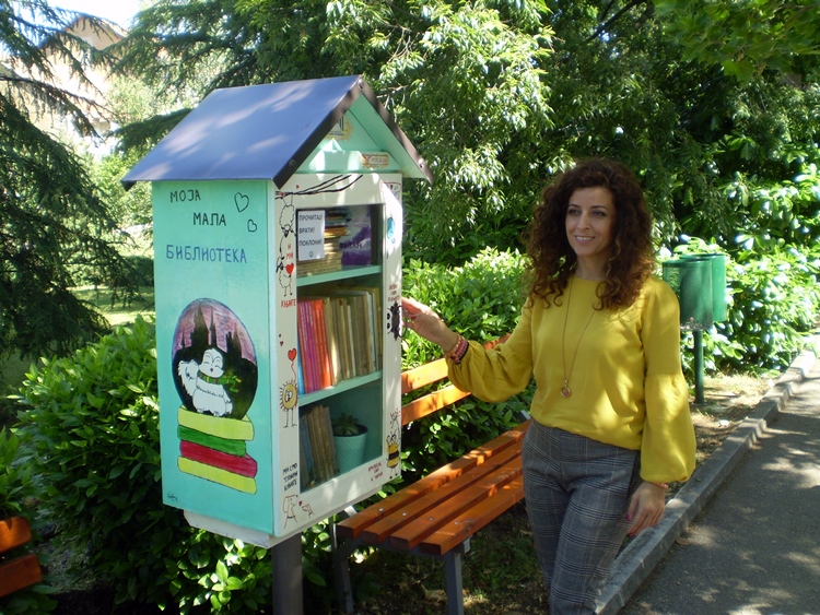 У Билећи почела да ради библиотека на отвореном