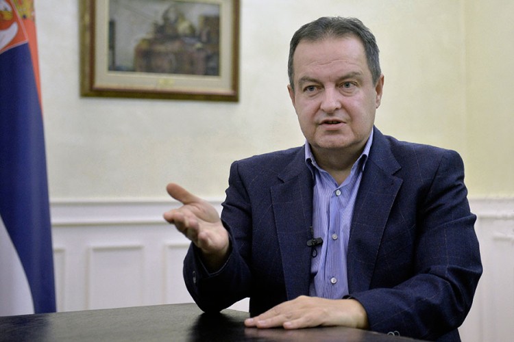 Улазак у Србију од 1. јуна, али уз негативан тест на корону