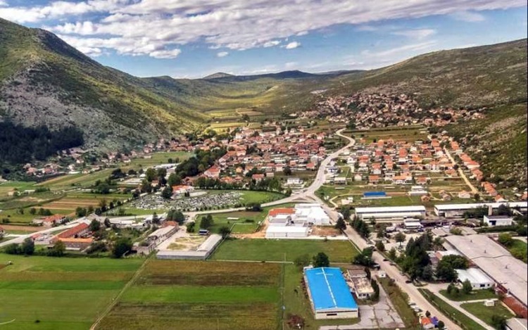 Kрунић: Новообољеља Љубињка живи на Палама