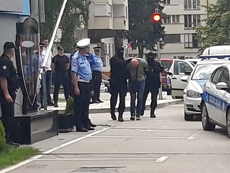Осумњичени у акцији 
