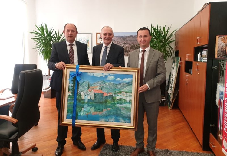 Конзул Републике Србије у Српској у опроштајној посјети Требињу и Херцеговини