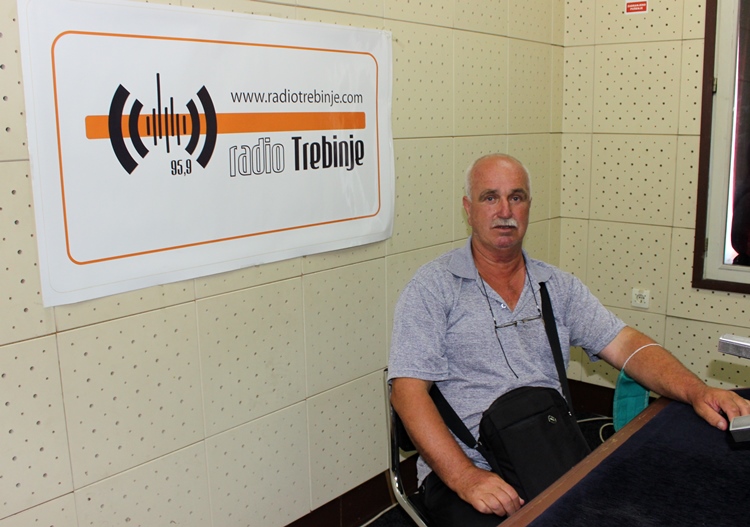 IMG_5143.JPG (170 KB)