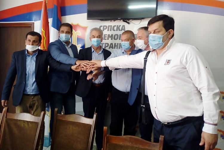 Илија Станковић и званично кандидат опозиције у Требињу