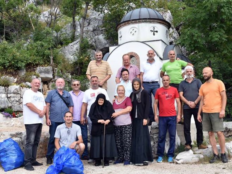 Обављено чишћење Корићке јаме